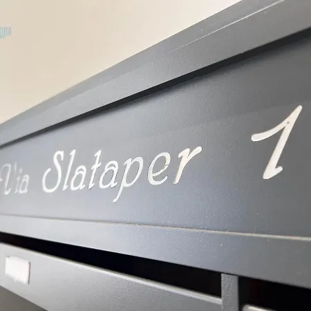 Slataper 19 Tirabora Short Rent *