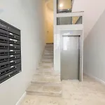 Slataper 19 Tirabora Short Rent, Con Parcheggio Privato Apartamento Trieste