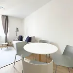 Apartamento Slataper 19 Tirabora Short Rent, Con Parcheggio Privato
