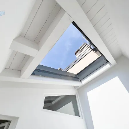 Slataper 19 Tirabora Short Rent, Con Parcheggio Privato Apartamento Trieste