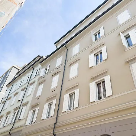 Slataper 19 Tirabora Short Rent, Con Parcheggio Privato Triest