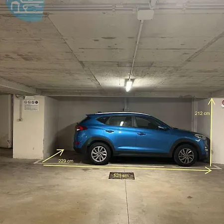 Slataper 19 Tirabora Short Rent, Con Parcheggio Privato